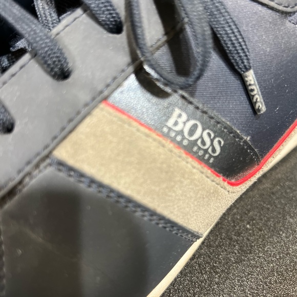 Hugo Boss men’s sneakers - Picture 2 of 3